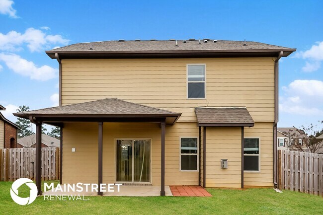 Building Photo - 200 Addison Dr