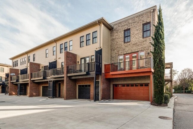 Building Photo - 4685 Dogwood Aly