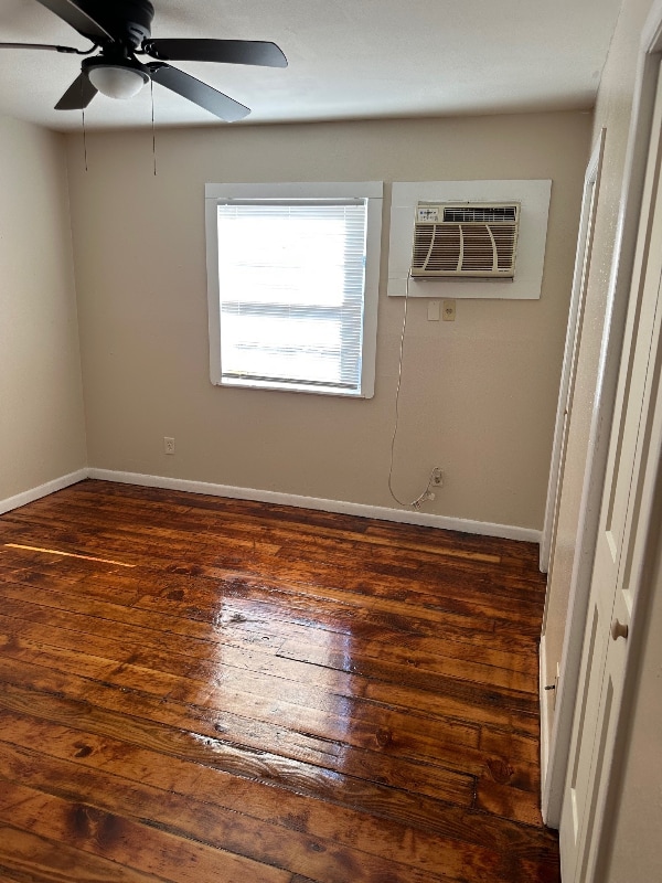 Building Photo - 3701 Sleeper Ave