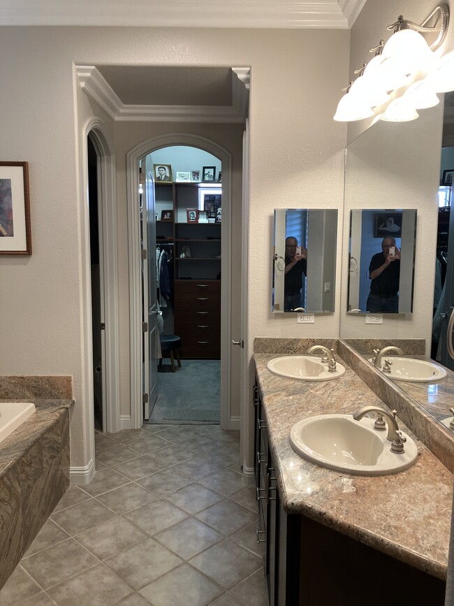 master bathroom - 11262 Corsica Mist Ave