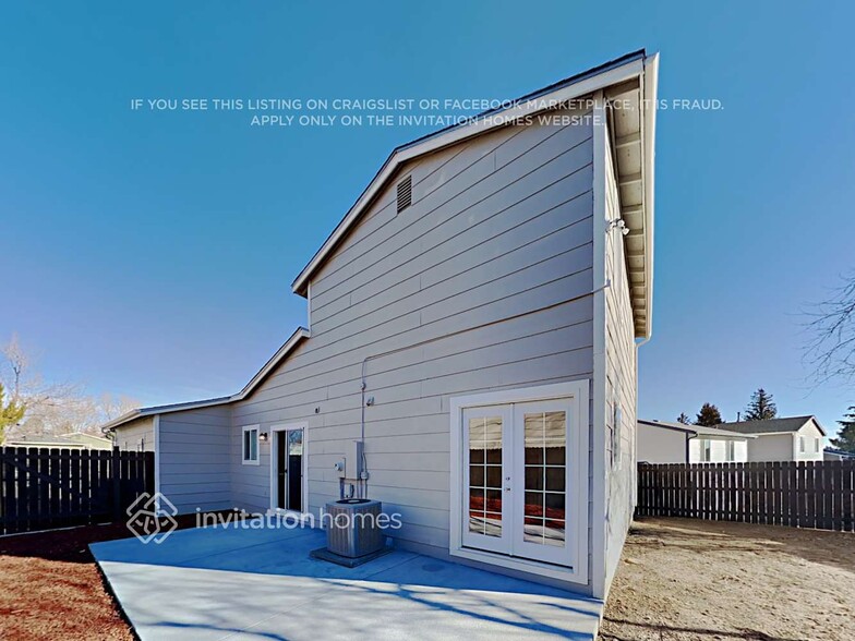 Building Photo - 17486 E Temple Dr