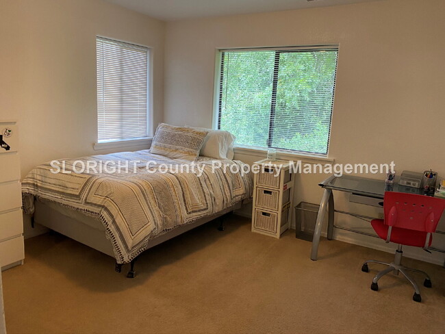 Building Photo - AVAILABLE MARCH - SLO Home Near Downtown - 3 Bed / 2.5 Bath