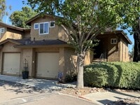 Building Photo - Spacious 3 Bedroom 3 Bath Condo with Garage in Desirable Highland Trails Community