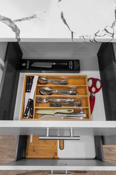 Building Photo - 2103 McGowen St