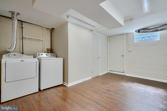 Building Photo - 938 Fairmount Ave