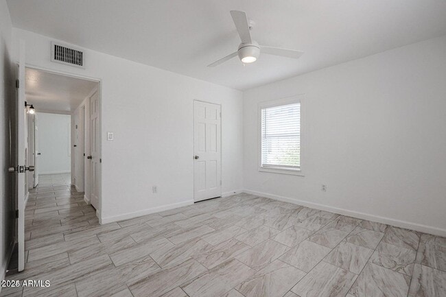 Building Photo - 2314 E Osborn Rd
