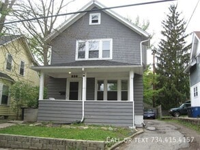 Building Photo - 538 Walnut St