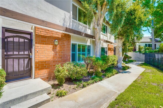 Primary Photo - 28619 Friarstone Ct