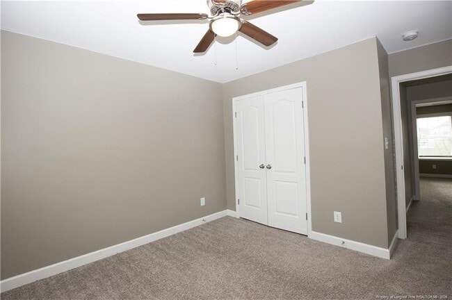 Building Photo - 5709 Pondhaven Dr