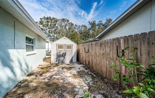 Building Photo - 969 Gulf View Blvd