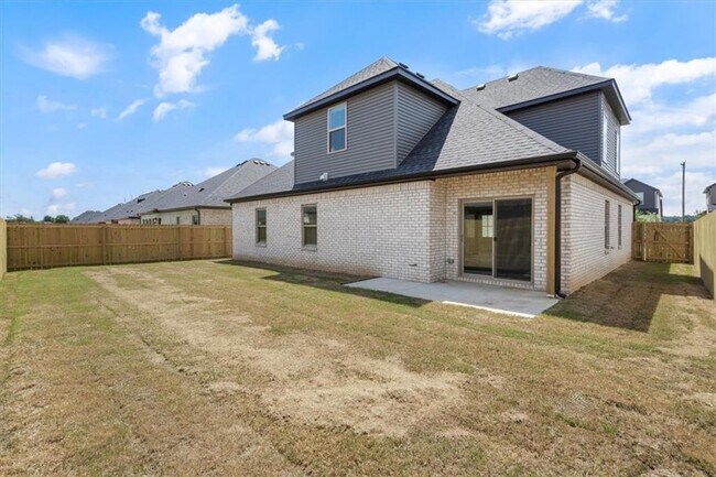 Building Photo - 7002 SW Basswood Ave