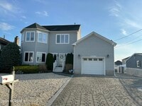 Building Photo - 1877 Compass Ct