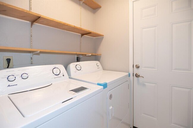 Building Photo - 3511 Lovage Dr