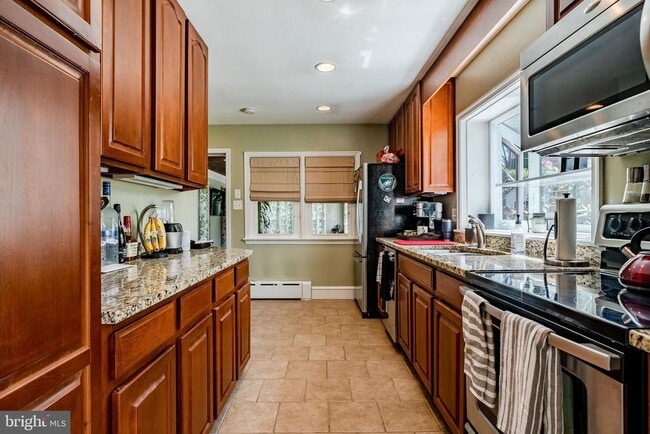 Building Photo - 1538 Carmac Rd