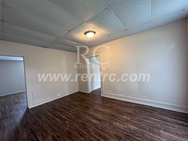 Building Photo - 511 Jackson-