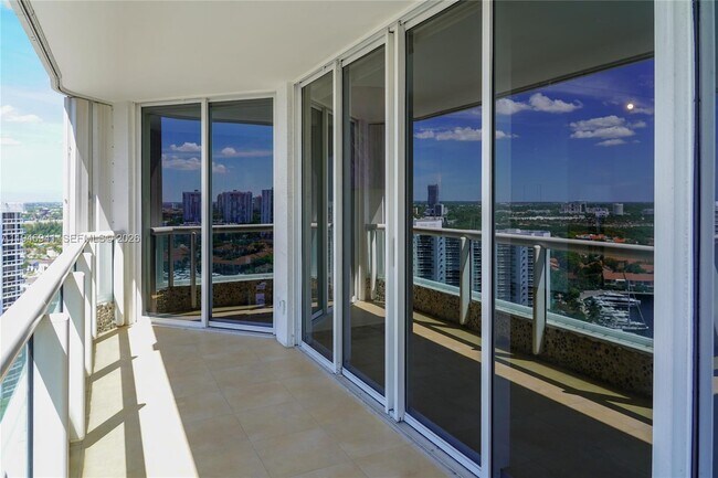 Building Photo - 21205 NE 37th Ave