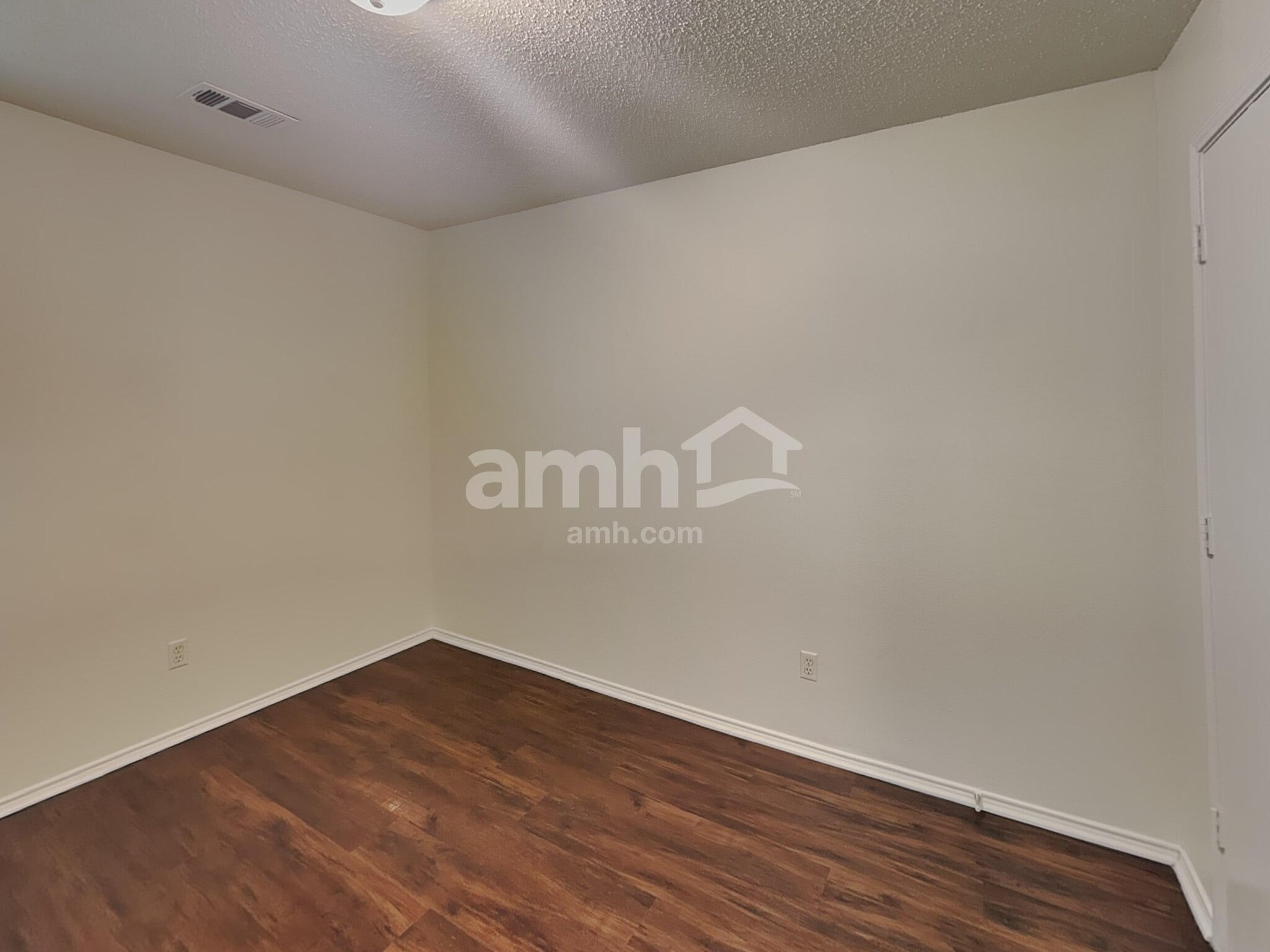 Building Photo - 4026 Holly Leaf Ct