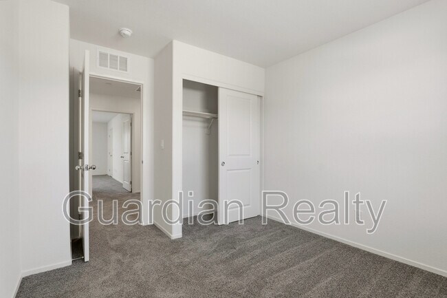 Building Photo - 503 Blue Ridge Cove Ct