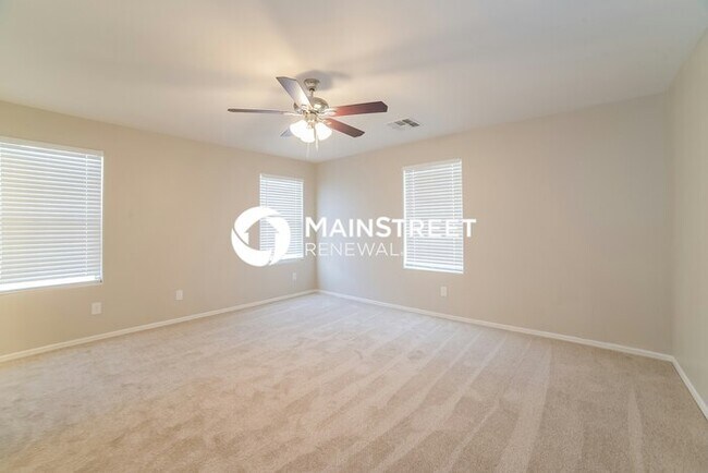 Building Photo - 3 Bedroom Pet-Friendly Home in TOLLESON, AZ with Main Street Renewal