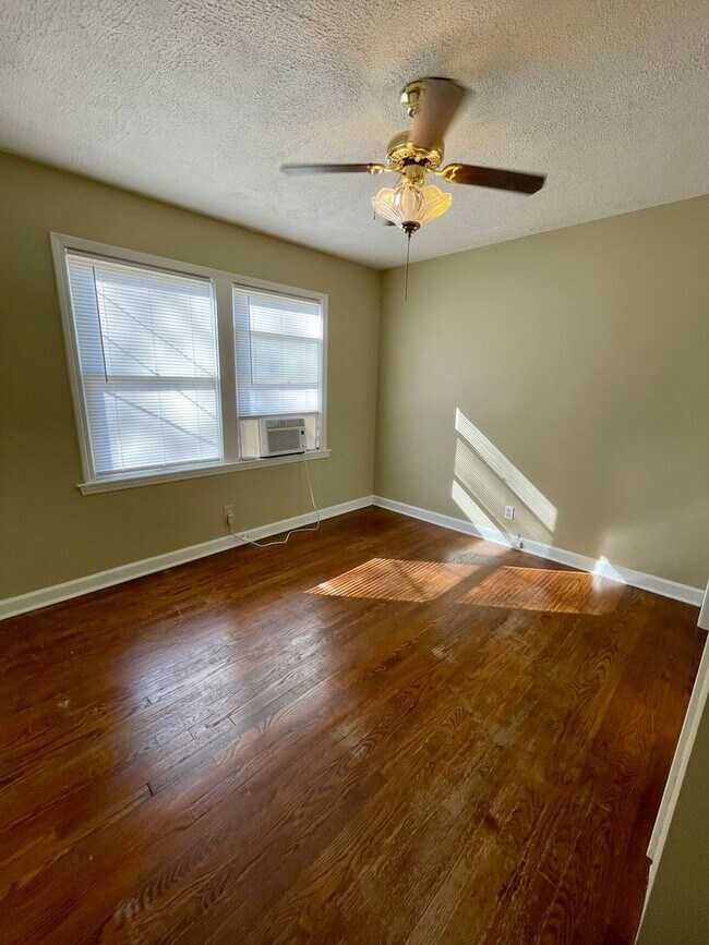 Building Photo - Coming Soon: 3BR Home with Bonus Space & Quick Highway Access