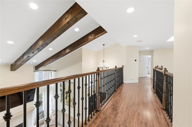 Building Photo - 21944 Town Pl Dr