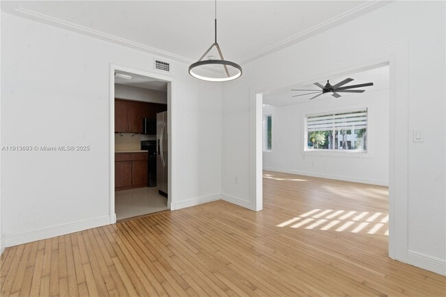 Building Photo - 1244 SW 13th Ave