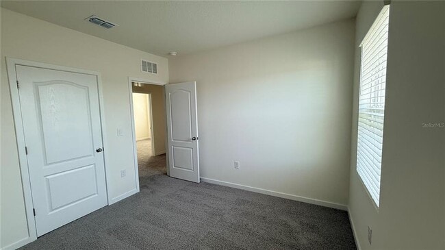 Building Photo - 2066 Walnut Crk Dr