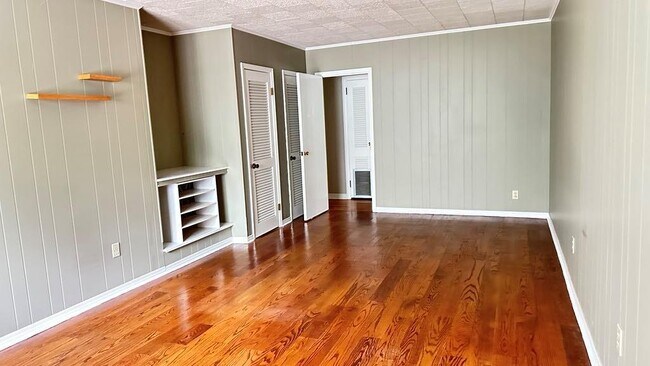 Building Photo - 4272 Springview Dr