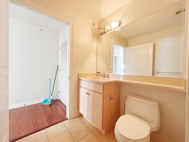 Building Photo - 4 Repton Pl