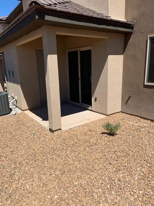Building Photo - 3239 S 840 E