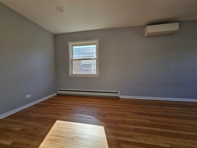 Building Photo - 2909 N Austin Ave