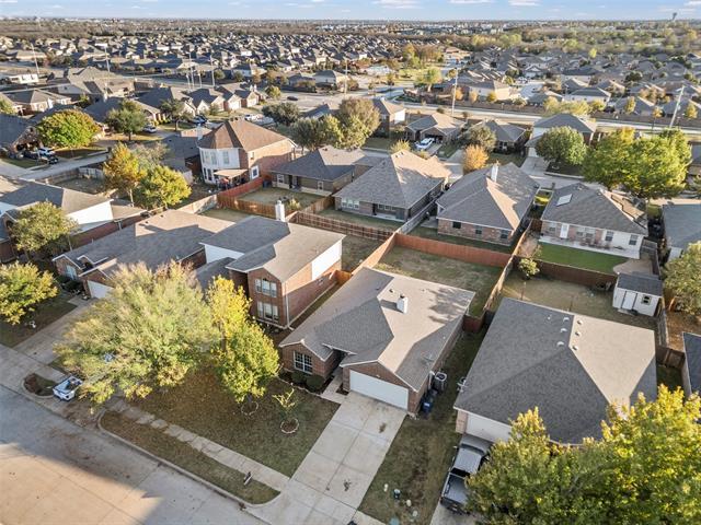 Building Photo - 1109 Caroline Dr