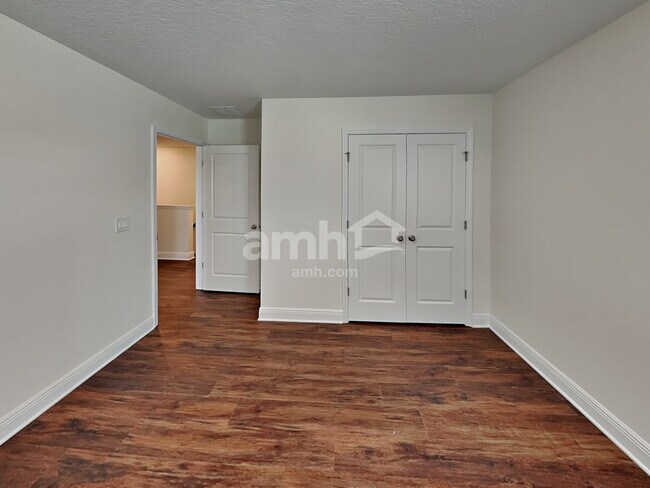 Building Photo - 2805 Ponds Trl