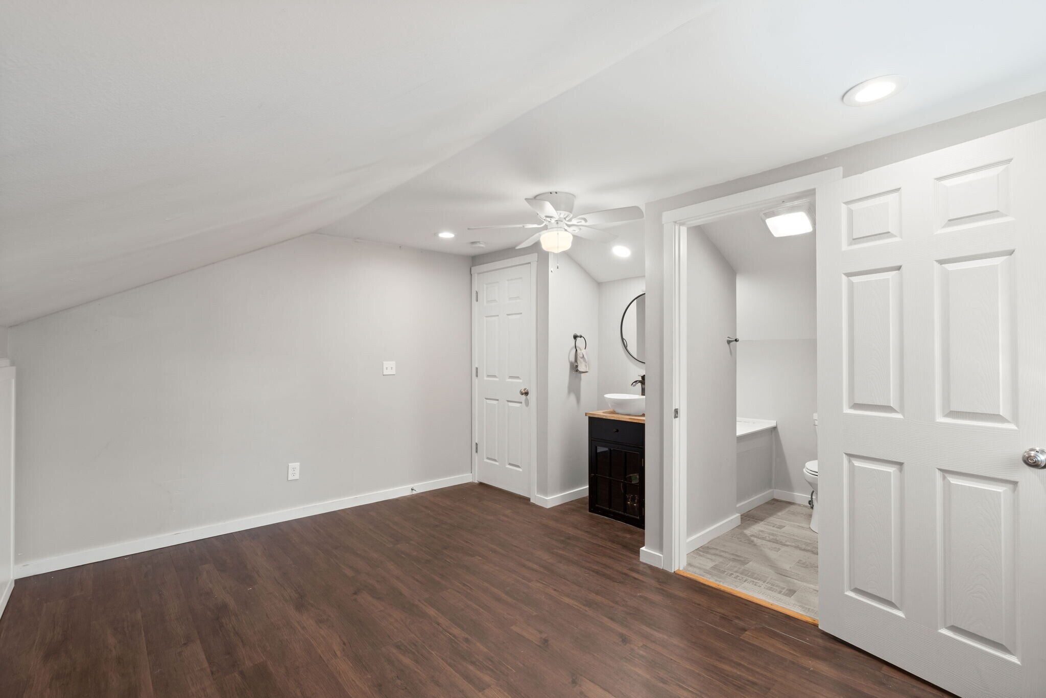 Building Photo - 12 Lighthouse Dr