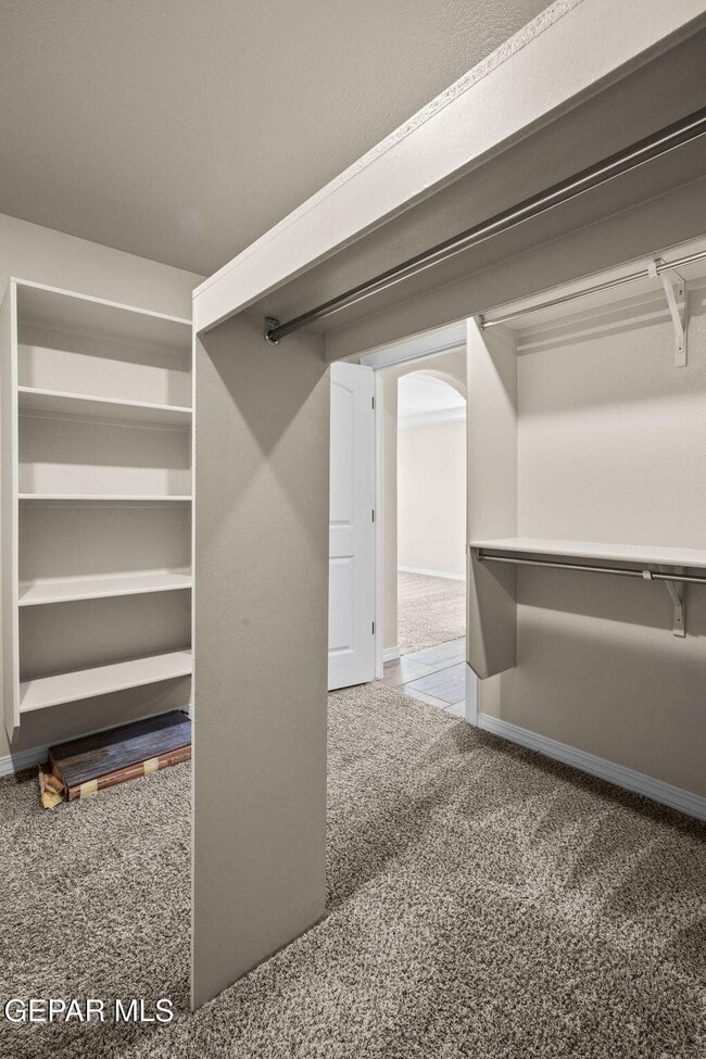 Building Photo - 325 Quiet Pr Dr