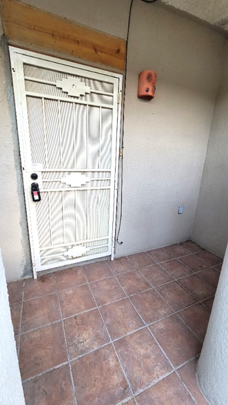 Building Photo - 2700 Memphis Ave