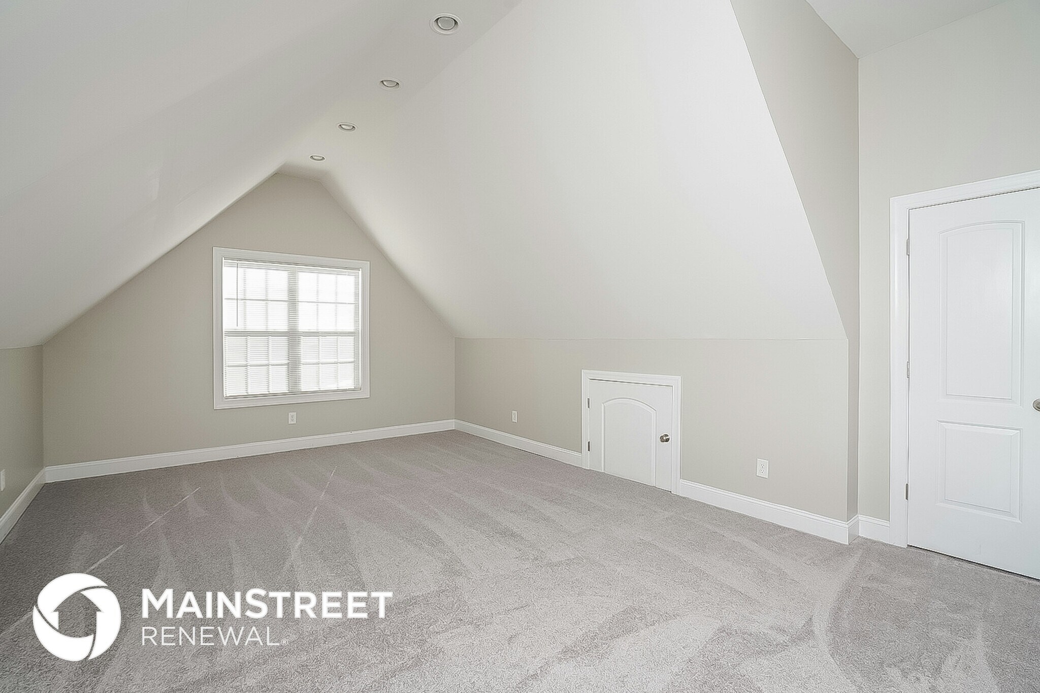 Building Photo - 320 Sea Biscuit Dr