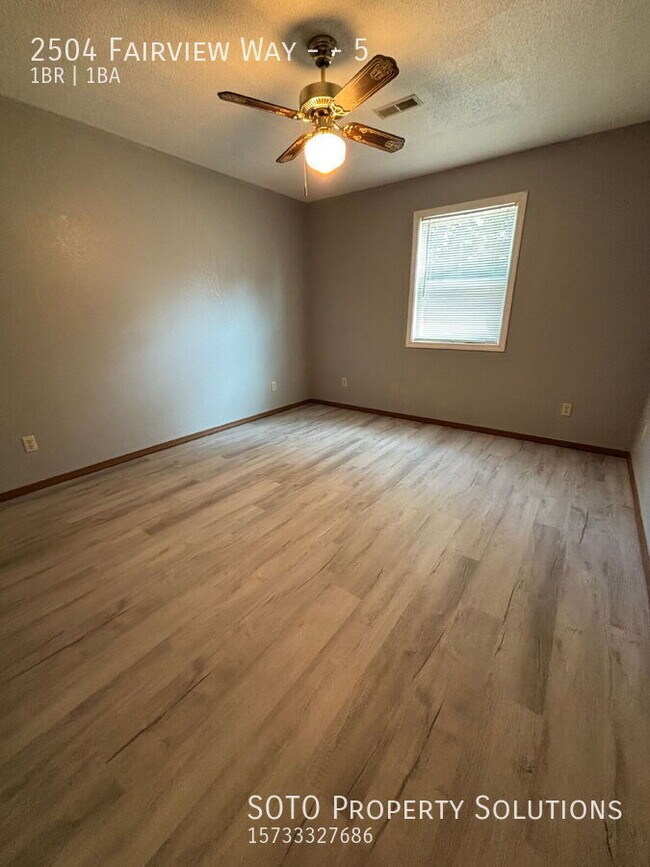 Building Photo - 2504 Fairview Way