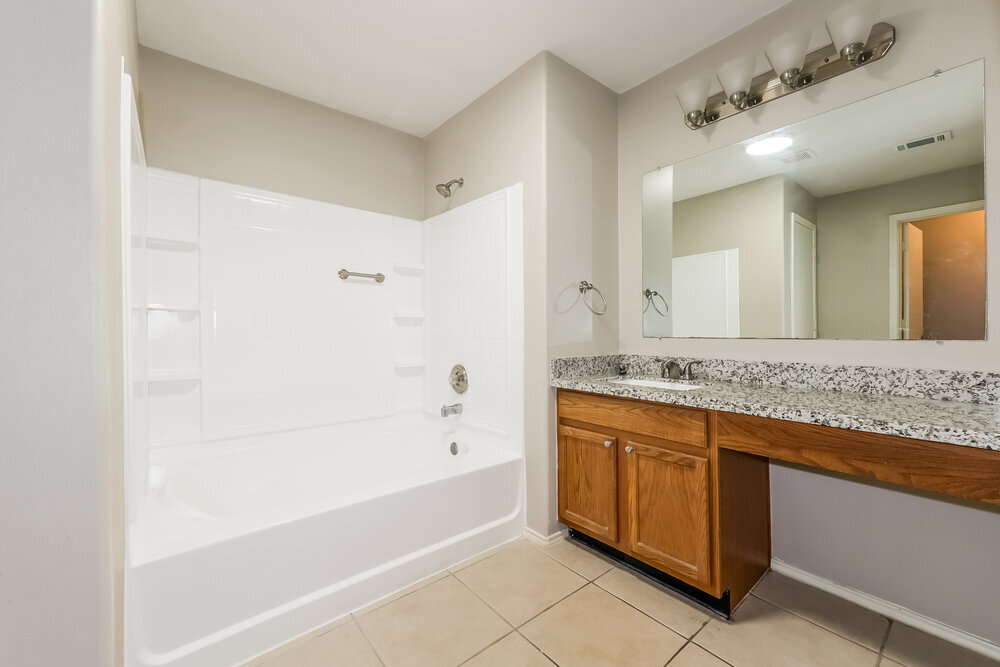 Building Photo - 4931 Winding View Ln