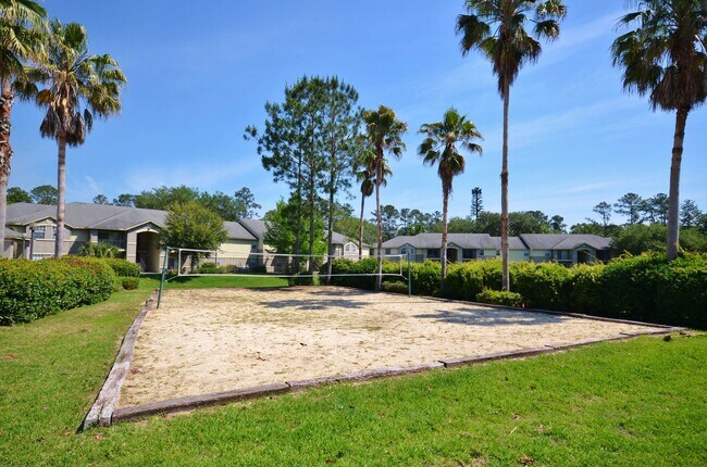 Building Photo - 3705 SW 27th St