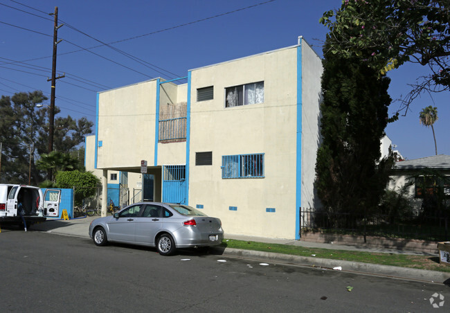 Building Photo - 12526 S Western Ave