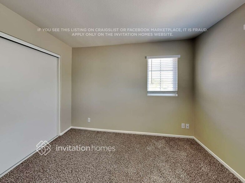 Building Photo - 41085 Chaco Canyon Rd