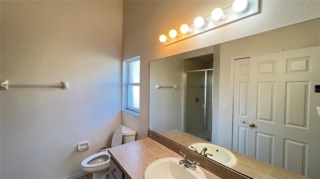 Building Photo - 1140 Cedarwood Way