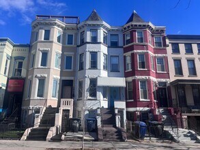 Building Photo - 1621 1st St NW