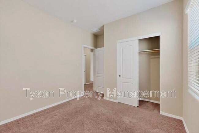 Building Photo - 3408 Oregon Trail Rd NE