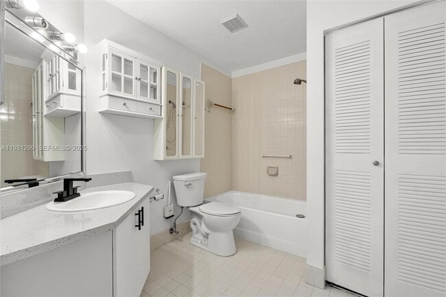 Building Photo - 12450 NW 7th Ln