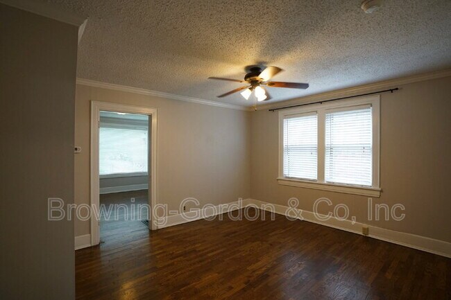 Building Photo - 1302 Caldwell Ave