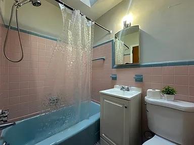 Building Photo - 6536 Crescentville Rd