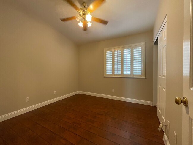 Building Photo - Great home in the South Shores community 1stroy