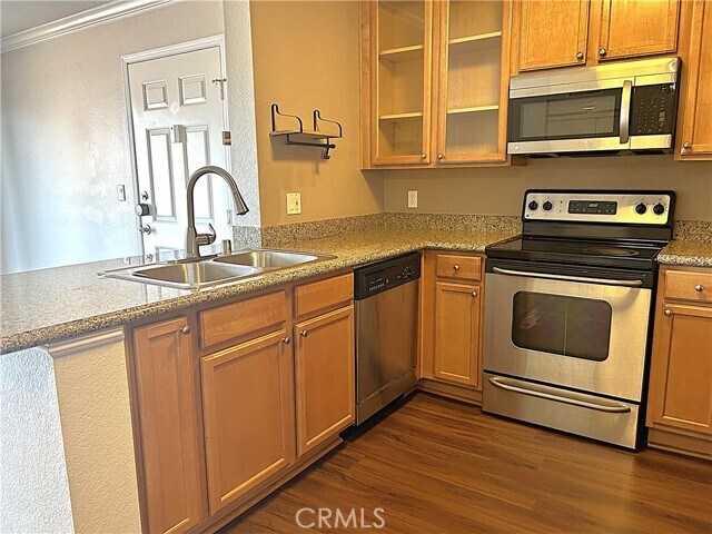 Building Photo - 1020 Vista Del Cerro Dr